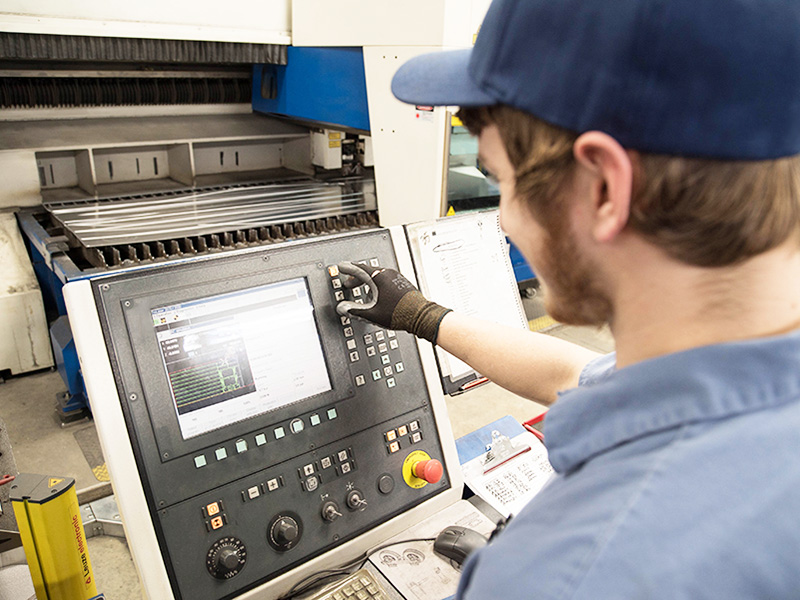 如何操作激光切割機(jī) 如何操作激光切割機(jī)