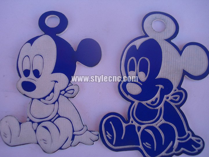 業(yè)余愛好塑料雕刻切割項目的激光雕刻機