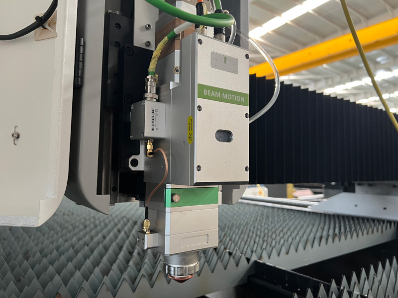 出售數控光纖激光鈑金切割機 出售數控光纖激光鈑金切割機