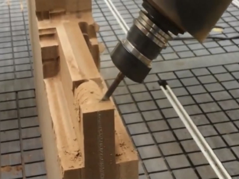 木工四軸數控雕刻機，帶換刀裝置