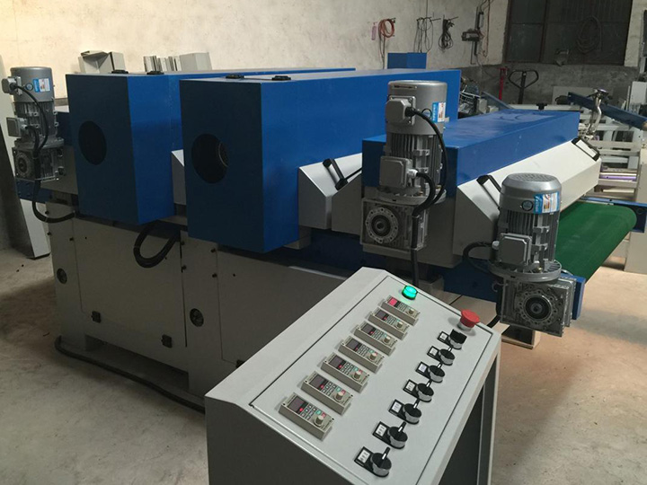 2025年最暢銷的數控木材砂光機