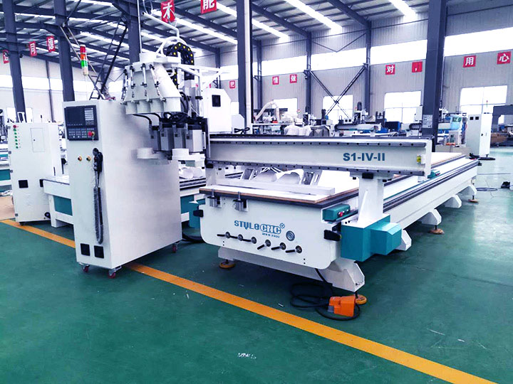 帶雙工作臺的木門制造數控雕刻機