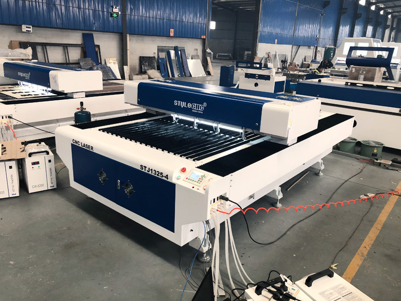 激光密度板切割機 激光密度板切割機