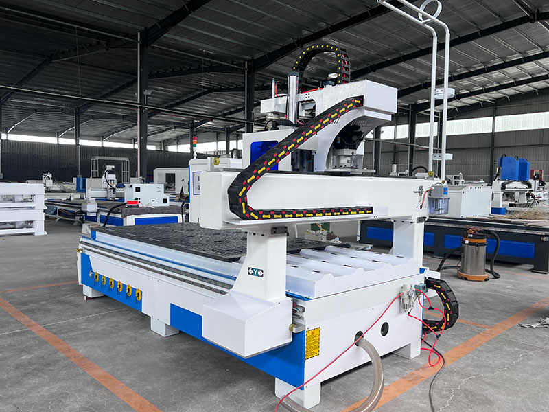 工業級 4x8數控木門機 工業級 4x8數控木門機