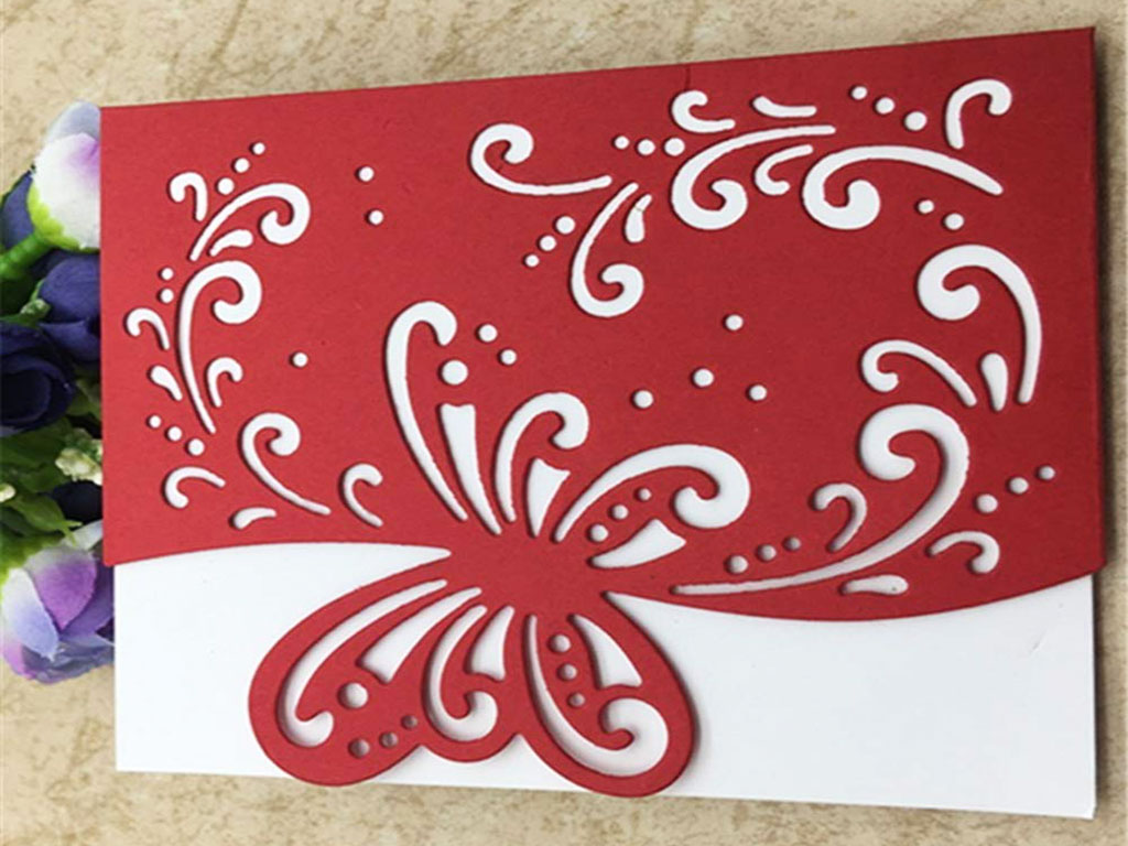 3D動(dòng)態(tài) CO2 賀卡切割項(xiàng)目激光機(jī)