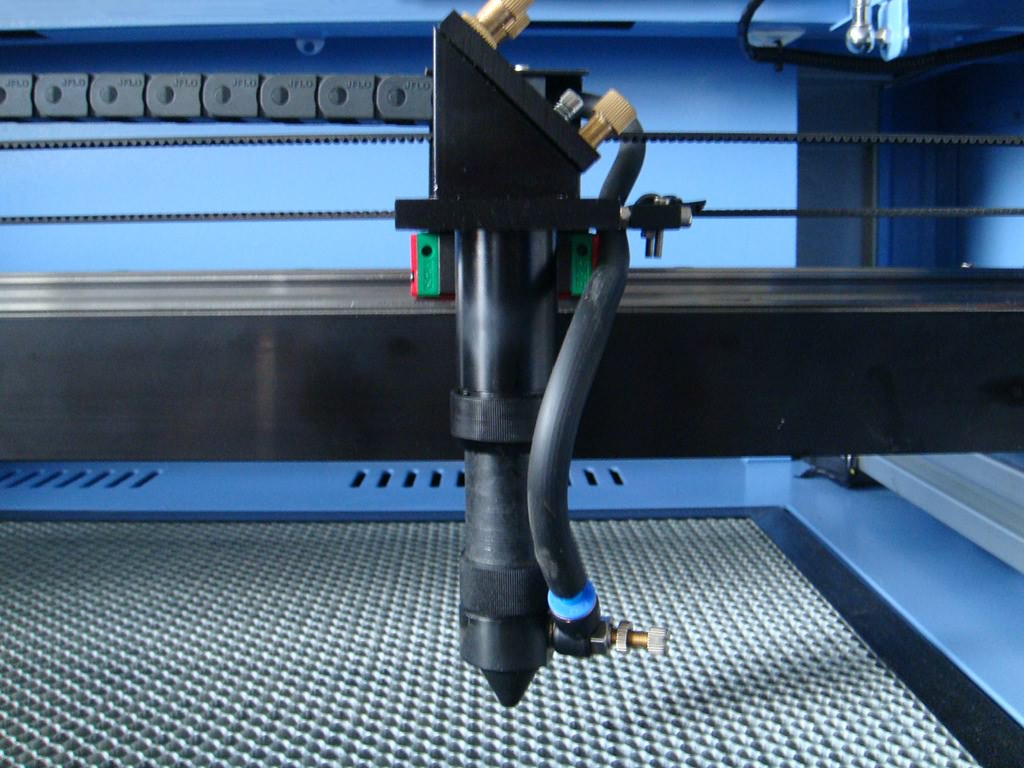 操作激光雕刻機時你應該知道的9個技巧