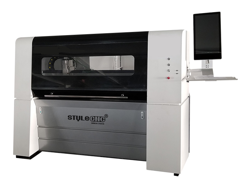 用于定制 PCB 原型的光纖激光切割機