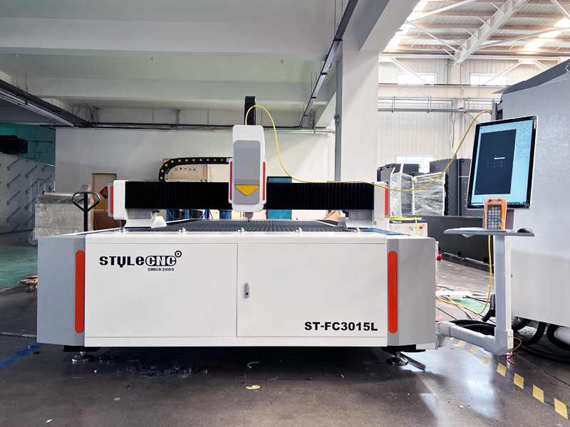 5x10工業(yè)板管一體光纖激光金屬切割機(jī) 5x10工業(yè)板管一體光纖激光金屬切割機(jī)