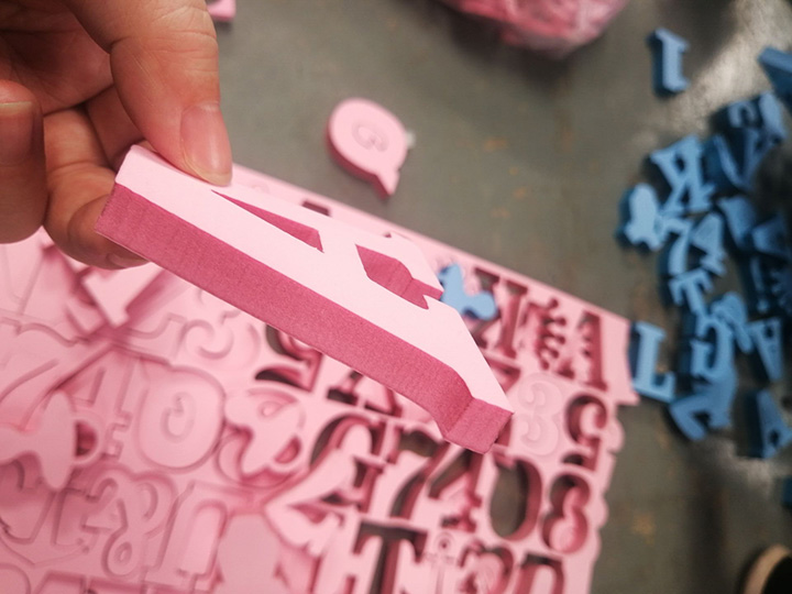 用于柚木船甲板項目的激光切割機