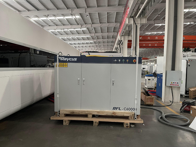 60000W 激光發生器 60000W 激光發生器
