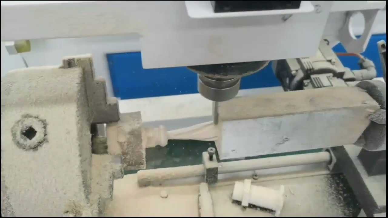 用于家具制造的專業(yè)數(shù)控木雕機(jī) 用于家具制造的專業(yè)數(shù)控木雕機(jī)